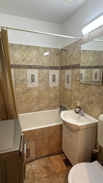 Drumul Taberei, Parc Moghioros, Targu Neamt